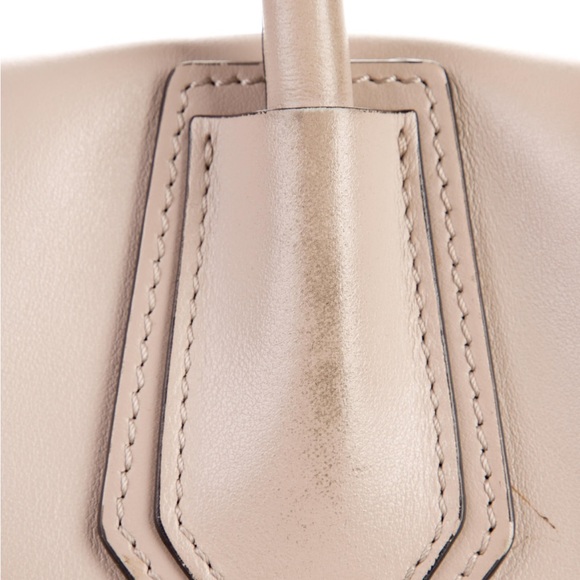 Givenchy Antigona Tote - Picture 8 of 11